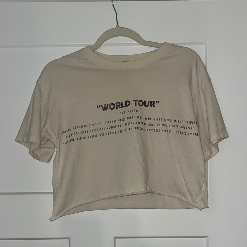 World tour cropped t-shirt